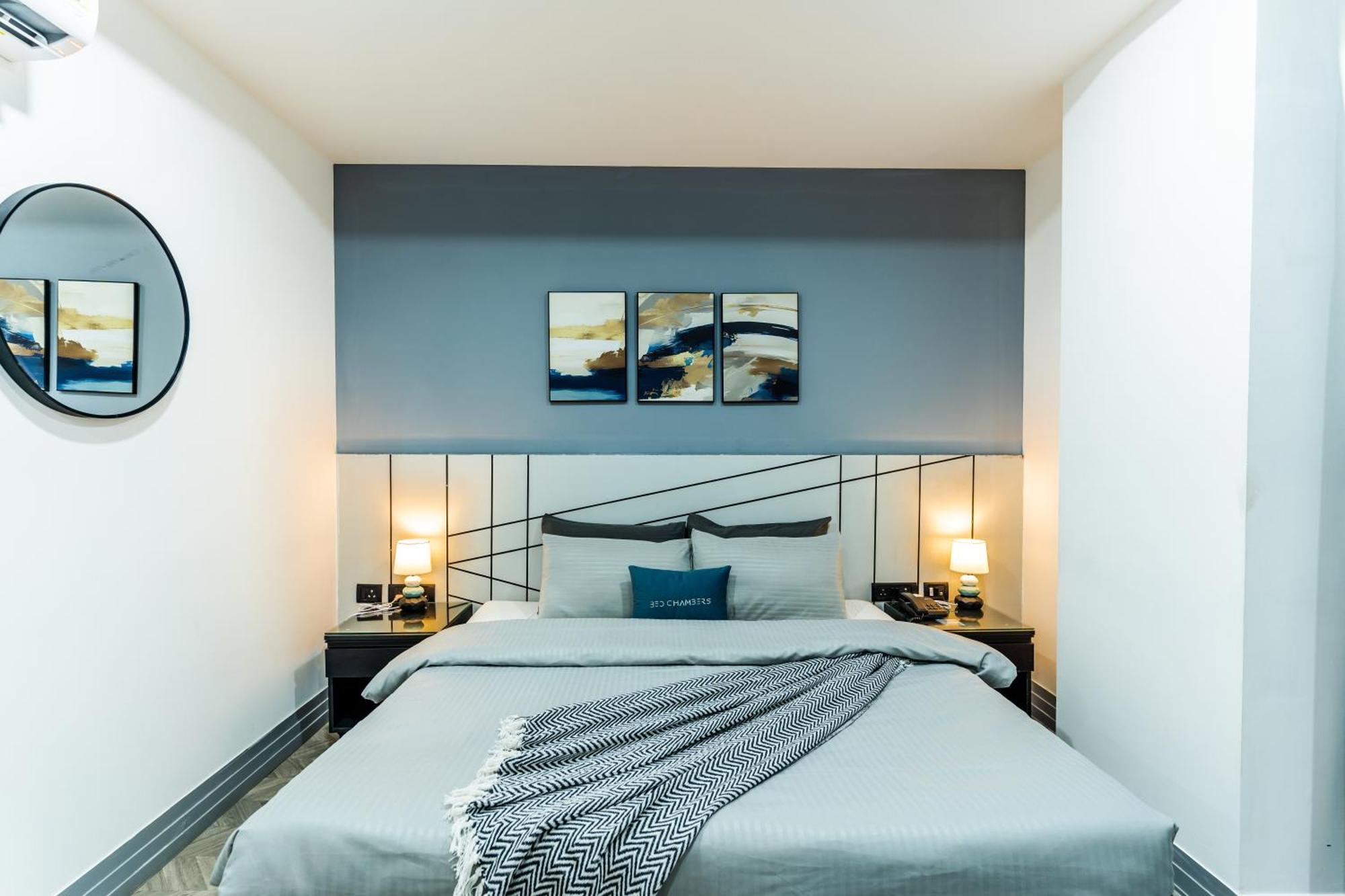 Bedchambers Luxury Apartment Near Golf Course Road Гургаон Екстериор снимка