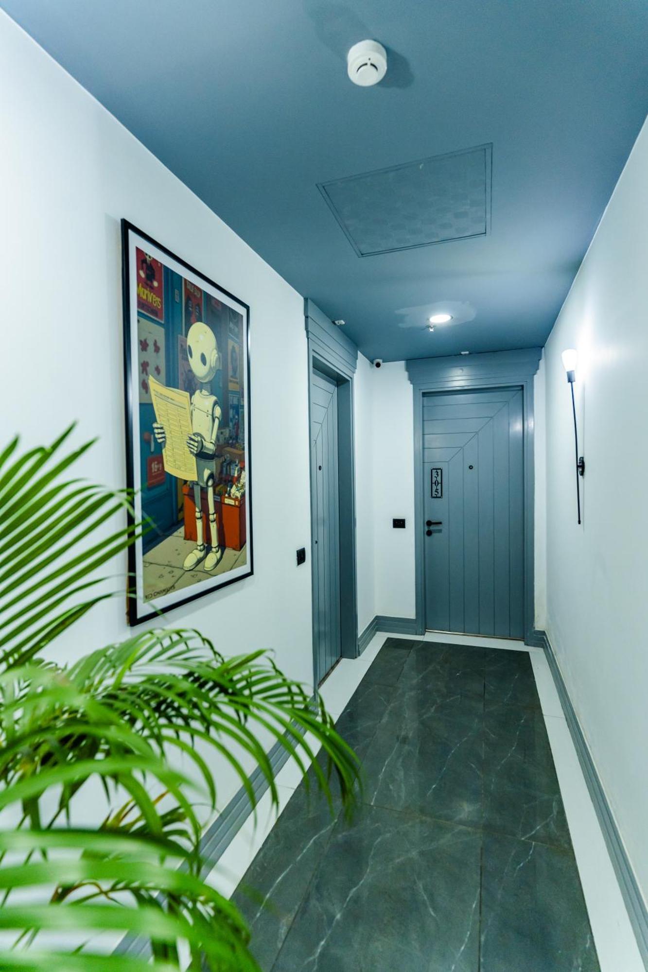 Bedchambers Luxury Apartment Near Golf Course Road Гургаон Екстериор снимка