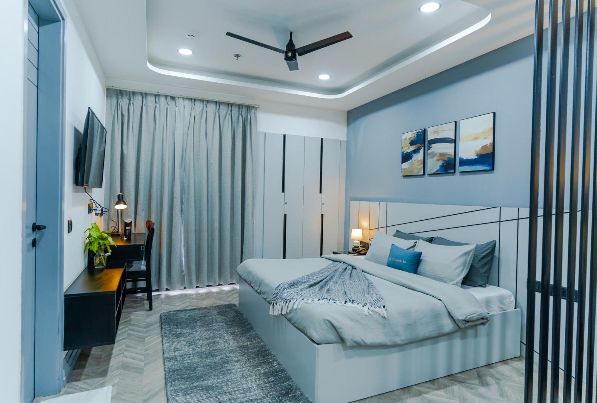 Bedchambers Luxury Apartment Near Golf Course Road Гургаон Екстериор снимка